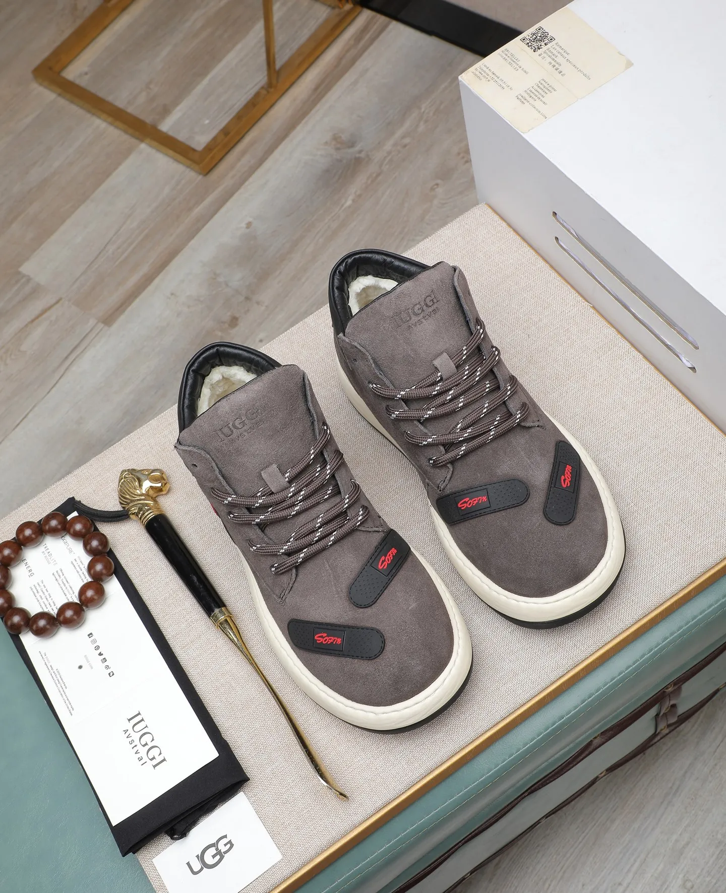 Men's shoes 💰680 IUGGI new retro presbyopia men's shoes, casual and versatile, full of high-end sense, fashionable, luxury and personalized style, joint style, retro presbyopia factor, full of handsome style, first layer suede cowhide, lining wool, rubber outsole, light and non-slip size: 39-44